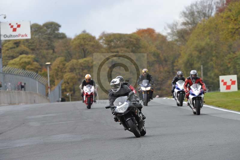 Motorcycle action photographs;Trackday digital images;event digital images;eventdigitalimages;no limits trackday;oulton park;oulton park circuit cheshire;oulton park photographs;peter wileman photography;trackday;trackday photos