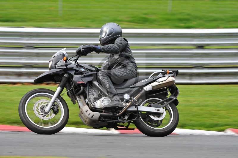 Motorcycle action photographs;Trackday digital images;event digital images;eventdigitalimages;no limits trackday;oulton park;oulton park circuit cheshire;oulton park photographs;peter wileman photography;trackday;trackday photos