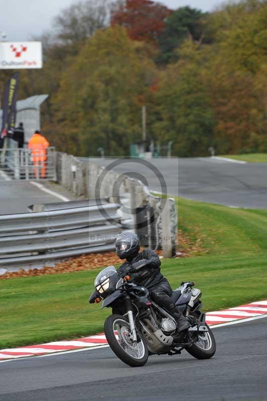 Motorcycle action photographs;Trackday digital images;event digital images;eventdigitalimages;no limits trackday;oulton park;oulton park circuit cheshire;oulton park photographs;peter wileman photography;trackday;trackday photos