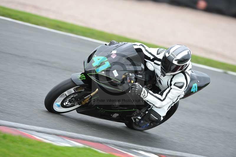 Motorcycle action photographs;Trackday digital images;event digital images;eventdigitalimages;no limits trackday;oulton park;oulton park circuit cheshire;oulton park photographs;peter wileman photography;trackday;trackday photos
