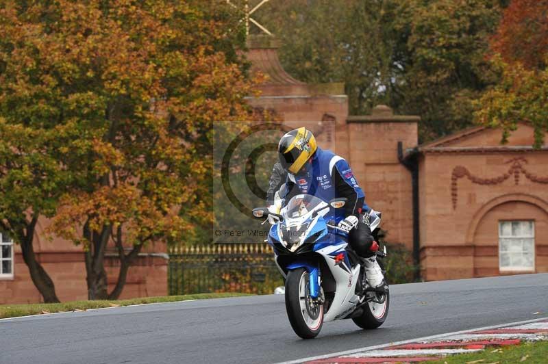 Motorcycle action photographs;Trackday digital images;event digital images;eventdigitalimages;no limits trackday;oulton park;oulton park circuit cheshire;oulton park photographs;peter wileman photography;trackday;trackday photos