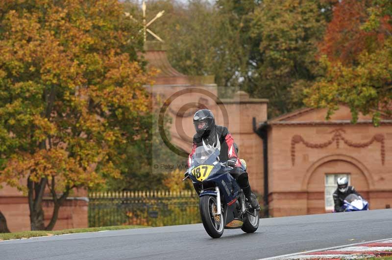Motorcycle action photographs;Trackday digital images;event digital images;eventdigitalimages;no limits trackday;oulton park;oulton park circuit cheshire;oulton park photographs;peter wileman photography;trackday;trackday photos