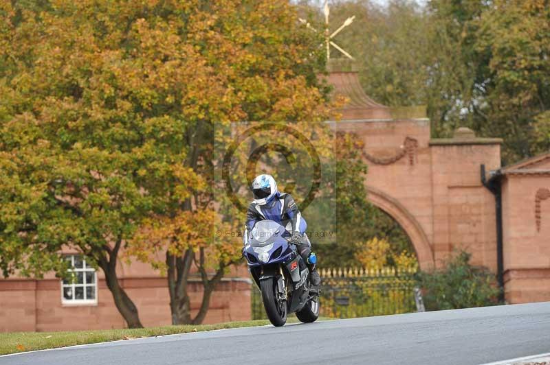 Motorcycle action photographs;Trackday digital images;event digital images;eventdigitalimages;no limits trackday;oulton park;oulton park circuit cheshire;oulton park photographs;peter wileman photography;trackday;trackday photos