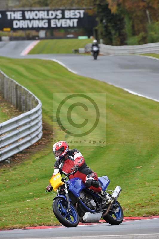 Motorcycle action photographs;Trackday digital images;event digital images;eventdigitalimages;no limits trackday;oulton park;oulton park circuit cheshire;oulton park photographs;peter wileman photography;trackday;trackday photos