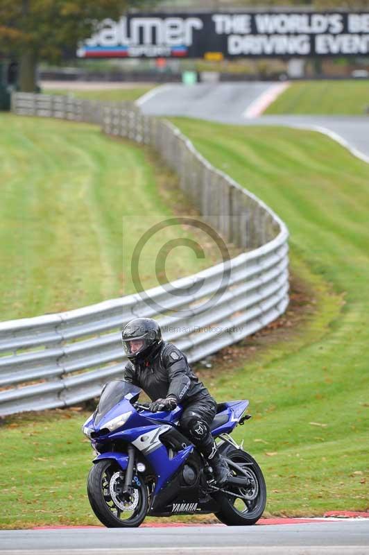 Motorcycle action photographs;Trackday digital images;event digital images;eventdigitalimages;no limits trackday;oulton park;oulton park circuit cheshire;oulton park photographs;peter wileman photography;trackday;trackday photos