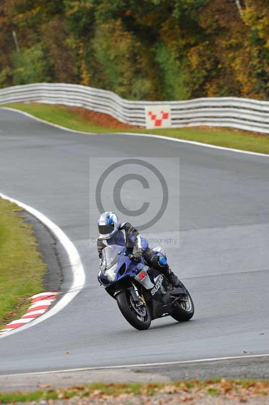 Motorcycle action photographs;Trackday digital images;event digital images;eventdigitalimages;no limits trackday;oulton park;oulton park circuit cheshire;oulton park photographs;peter wileman photography;trackday;trackday photos