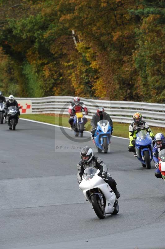 Motorcycle action photographs;Trackday digital images;event digital images;eventdigitalimages;no limits trackday;oulton park;oulton park circuit cheshire;oulton park photographs;peter wileman photography;trackday;trackday photos