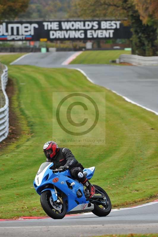 Motorcycle action photographs;Trackday digital images;event digital images;eventdigitalimages;no limits trackday;oulton park;oulton park circuit cheshire;oulton park photographs;peter wileman photography;trackday;trackday photos