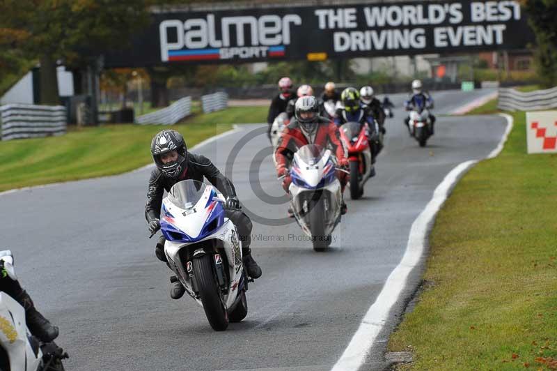 Motorcycle action photographs;Trackday digital images;event digital images;eventdigitalimages;no limits trackday;oulton park;oulton park circuit cheshire;oulton park photographs;peter wileman photography;trackday;trackday photos