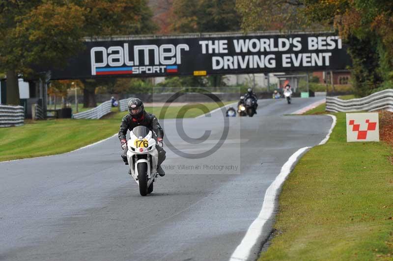 Motorcycle action photographs;Trackday digital images;event digital images;eventdigitalimages;no limits trackday;oulton park;oulton park circuit cheshire;oulton park photographs;peter wileman photography;trackday;trackday photos