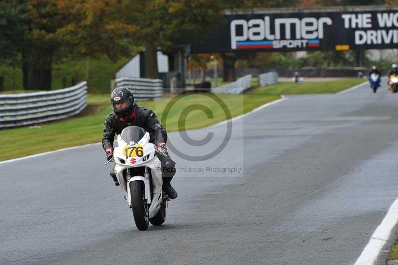 Motorcycle action photographs;Trackday digital images;event digital images;eventdigitalimages;no limits trackday;oulton park;oulton park circuit cheshire;oulton park photographs;peter wileman photography;trackday;trackday photos