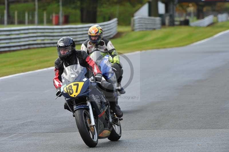 Motorcycle action photographs;Trackday digital images;event digital images;eventdigitalimages;no limits trackday;oulton park;oulton park circuit cheshire;oulton park photographs;peter wileman photography;trackday;trackday photos