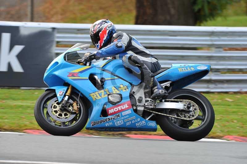 Motorcycle action photographs;Trackday digital images;event digital images;eventdigitalimages;no limits trackday;oulton park;oulton park circuit cheshire;oulton park photographs;peter wileman photography;trackday;trackday photos