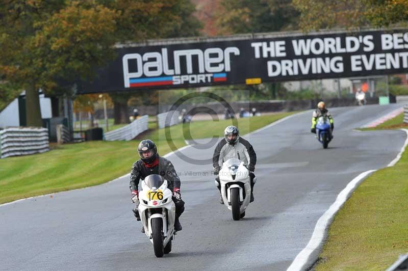Motorcycle action photographs;Trackday digital images;event digital images;eventdigitalimages;no limits trackday;oulton park;oulton park circuit cheshire;oulton park photographs;peter wileman photography;trackday;trackday photos