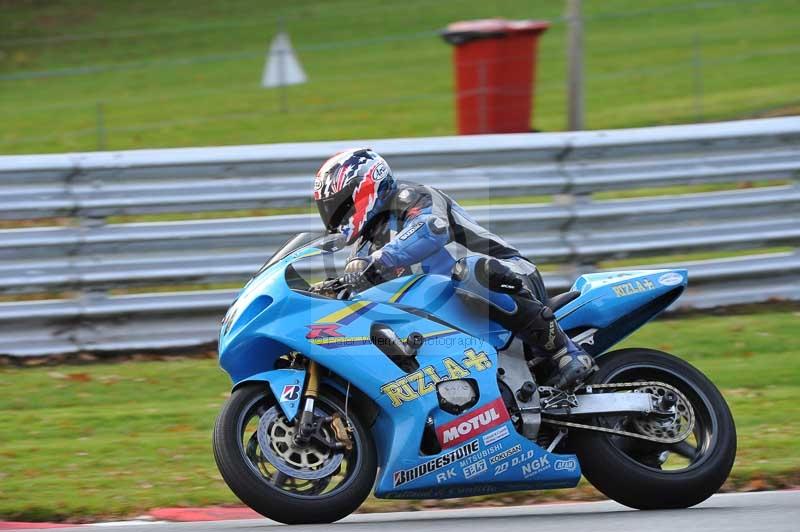 Motorcycle action photographs;Trackday digital images;event digital images;eventdigitalimages;no limits trackday;oulton park;oulton park circuit cheshire;oulton park photographs;peter wileman photography;trackday;trackday photos