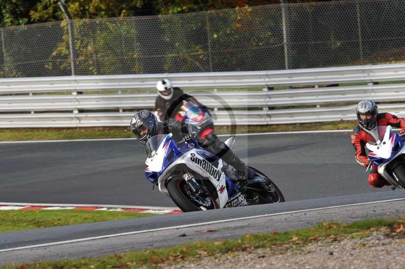 Motorcycle action photographs;Trackday digital images;event digital images;eventdigitalimages;no limits trackday;oulton park;oulton park circuit cheshire;oulton park photographs;peter wileman photography;trackday;trackday photos