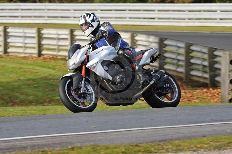Motorcycle action photographs;Trackday digital images;event digital images;eventdigitalimages;no limits trackday;oulton park;oulton park circuit cheshire;oulton park photographs;peter wileman photography;trackday;trackday photos
