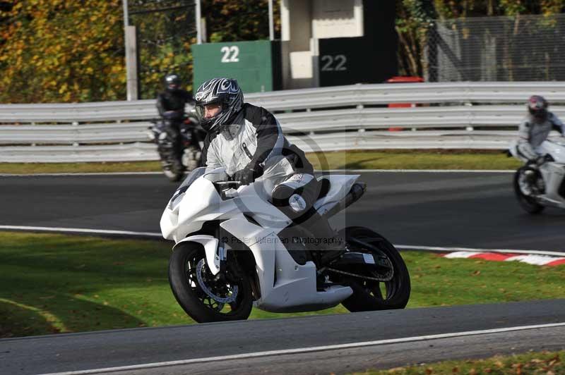 Motorcycle action photographs;Trackday digital images;event digital images;eventdigitalimages;no limits trackday;oulton park;oulton park circuit cheshire;oulton park photographs;peter wileman photography;trackday;trackday photos