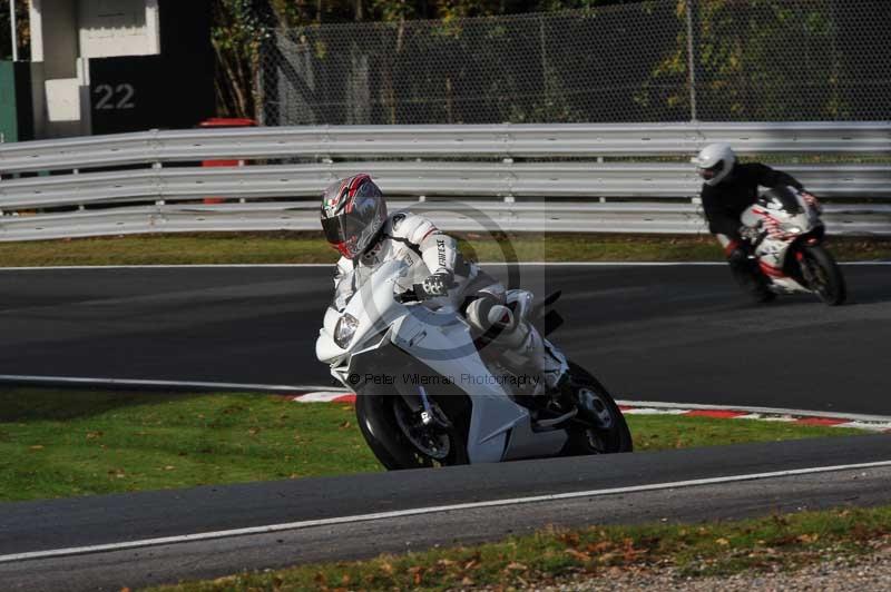 Motorcycle action photographs;Trackday digital images;event digital images;eventdigitalimages;no limits trackday;oulton park;oulton park circuit cheshire;oulton park photographs;peter wileman photography;trackday;trackday photos
