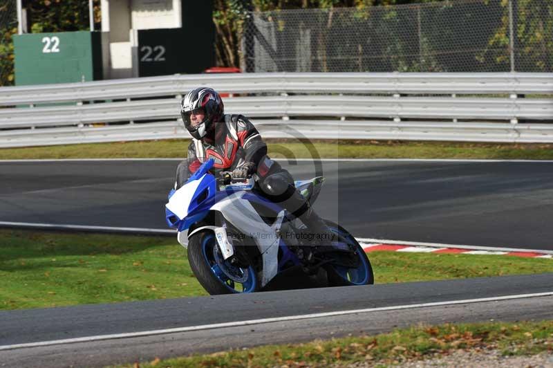 Motorcycle action photographs;Trackday digital images;event digital images;eventdigitalimages;no limits trackday;oulton park;oulton park circuit cheshire;oulton park photographs;peter wileman photography;trackday;trackday photos
