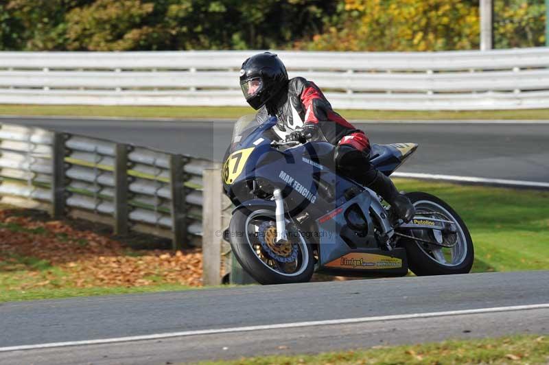 Motorcycle action photographs;Trackday digital images;event digital images;eventdigitalimages;no limits trackday;oulton park;oulton park circuit cheshire;oulton park photographs;peter wileman photography;trackday;trackday photos