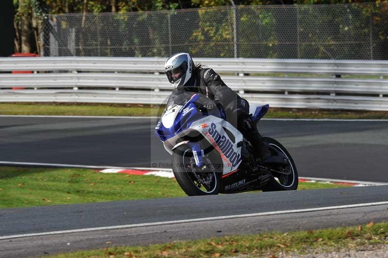 Motorcycle action photographs;Trackday digital images;event digital images;eventdigitalimages;no limits trackday;oulton park;oulton park circuit cheshire;oulton park photographs;peter wileman photography;trackday;trackday photos