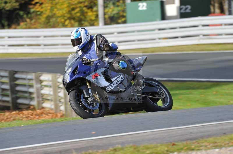 Motorcycle action photographs;Trackday digital images;event digital images;eventdigitalimages;no limits trackday;oulton park;oulton park circuit cheshire;oulton park photographs;peter wileman photography;trackday;trackday photos