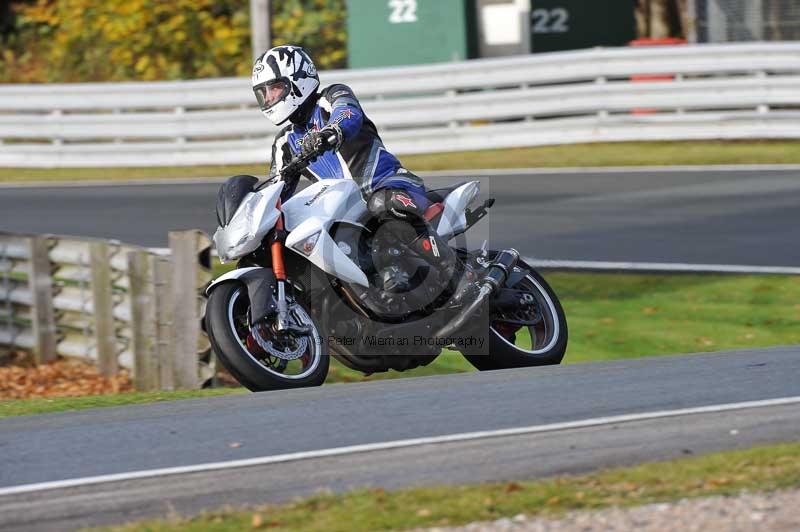 Motorcycle action photographs;Trackday digital images;event digital images;eventdigitalimages;no limits trackday;oulton park;oulton park circuit cheshire;oulton park photographs;peter wileman photography;trackday;trackday photos