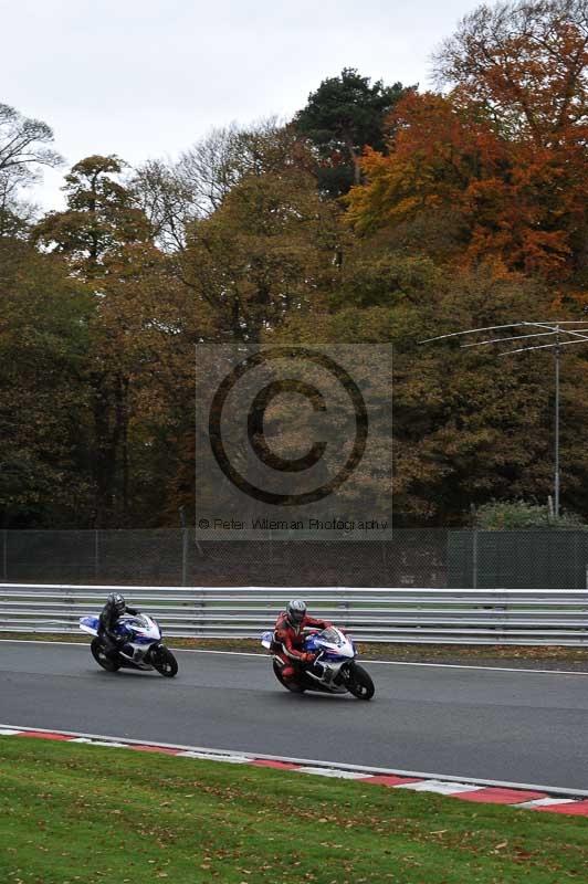 Motorcycle action photographs;Trackday digital images;event digital images;eventdigitalimages;no limits trackday;oulton park;oulton park circuit cheshire;oulton park photographs;peter wileman photography;trackday;trackday photos