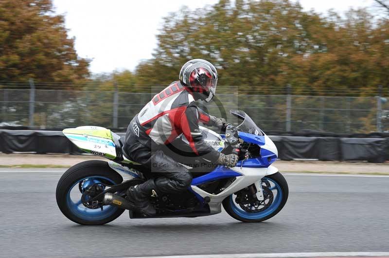 Motorcycle action photographs;Trackday digital images;event digital images;eventdigitalimages;no limits trackday;oulton park;oulton park circuit cheshire;oulton park photographs;peter wileman photography;trackday;trackday photos
