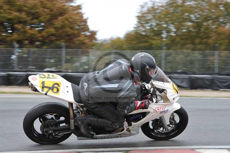 Motorcycle action photographs;Trackday digital images;event digital images;eventdigitalimages;no limits trackday;oulton park;oulton park circuit cheshire;oulton park photographs;peter wileman photography;trackday;trackday photos