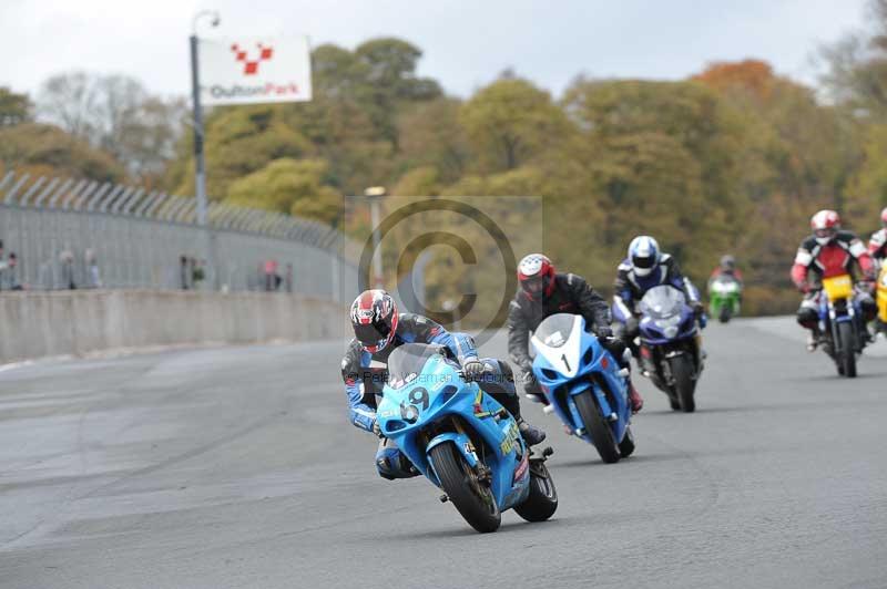 Motorcycle action photographs;Trackday digital images;event digital images;eventdigitalimages;no limits trackday;oulton park;oulton park circuit cheshire;oulton park photographs;peter wileman photography;trackday;trackday photos