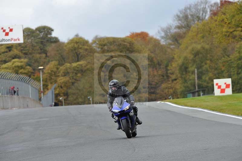 Motorcycle action photographs;Trackday digital images;event digital images;eventdigitalimages;no limits trackday;oulton park;oulton park circuit cheshire;oulton park photographs;peter wileman photography;trackday;trackday photos