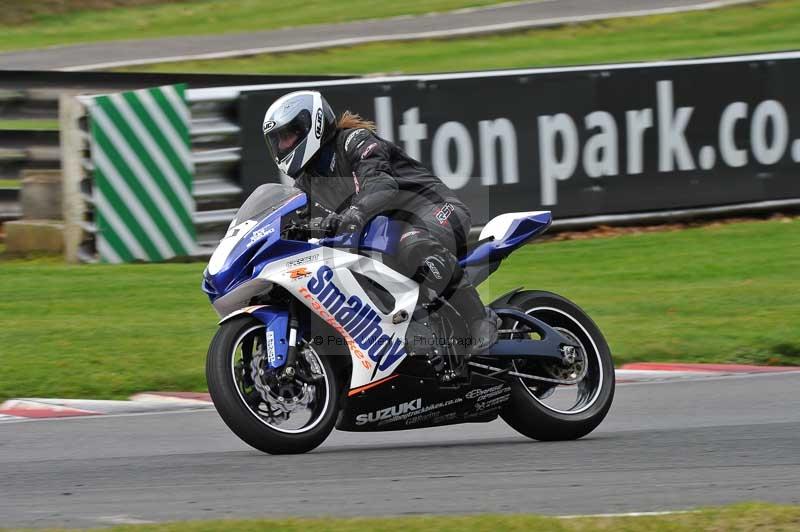 Motorcycle action photographs;Trackday digital images;event digital images;eventdigitalimages;no limits trackday;oulton park;oulton park circuit cheshire;oulton park photographs;peter wileman photography;trackday;trackday photos