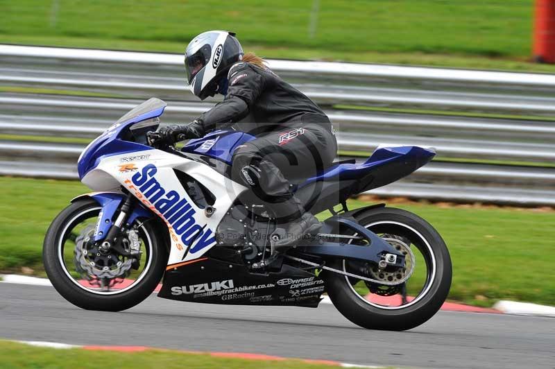 Motorcycle action photographs;Trackday digital images;event digital images;eventdigitalimages;no limits trackday;oulton park;oulton park circuit cheshire;oulton park photographs;peter wileman photography;trackday;trackday photos