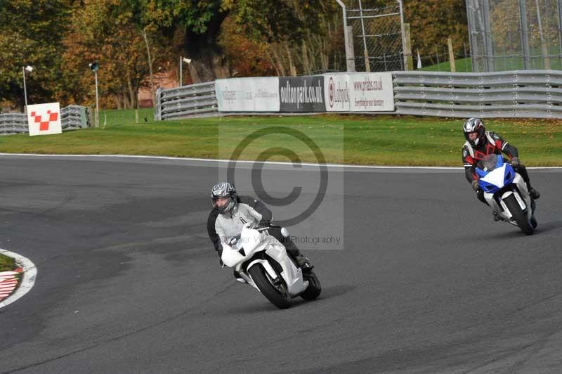 Motorcycle action photographs;Trackday digital images;event digital images;eventdigitalimages;no limits trackday;oulton park;oulton park circuit cheshire;oulton park photographs;peter wileman photography;trackday;trackday photos