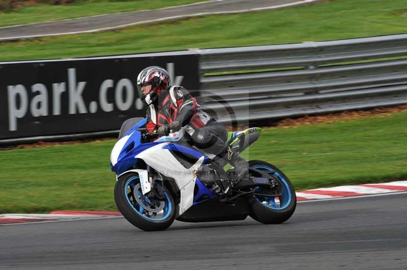 Motorcycle action photographs;Trackday digital images;event digital images;eventdigitalimages;no limits trackday;oulton park;oulton park circuit cheshire;oulton park photographs;peter wileman photography;trackday;trackday photos