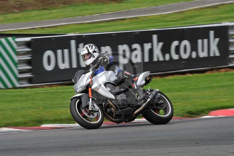 Motorcycle action photographs;Trackday digital images;event digital images;eventdigitalimages;no limits trackday;oulton park;oulton park circuit cheshire;oulton park photographs;peter wileman photography;trackday;trackday photos