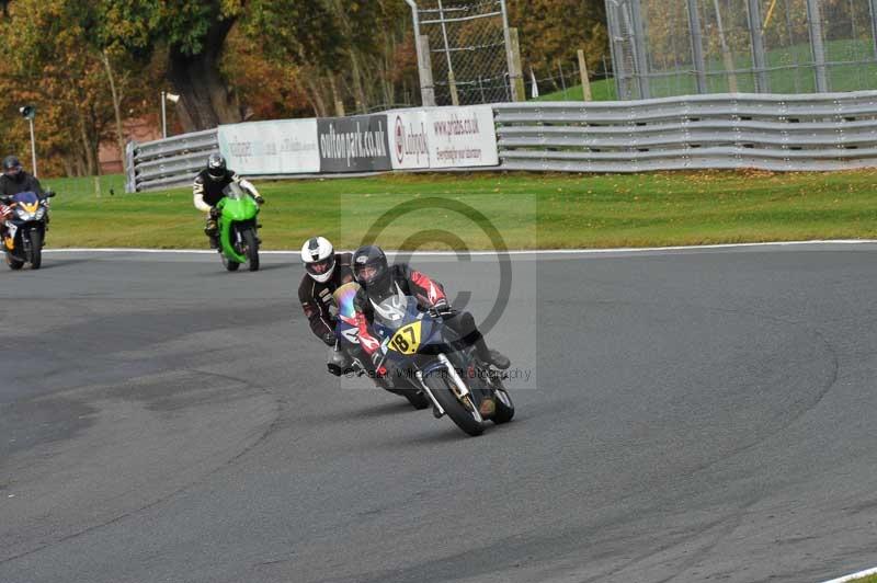 Motorcycle action photographs;Trackday digital images;event digital images;eventdigitalimages;no limits trackday;oulton park;oulton park circuit cheshire;oulton park photographs;peter wileman photography;trackday;trackday photos