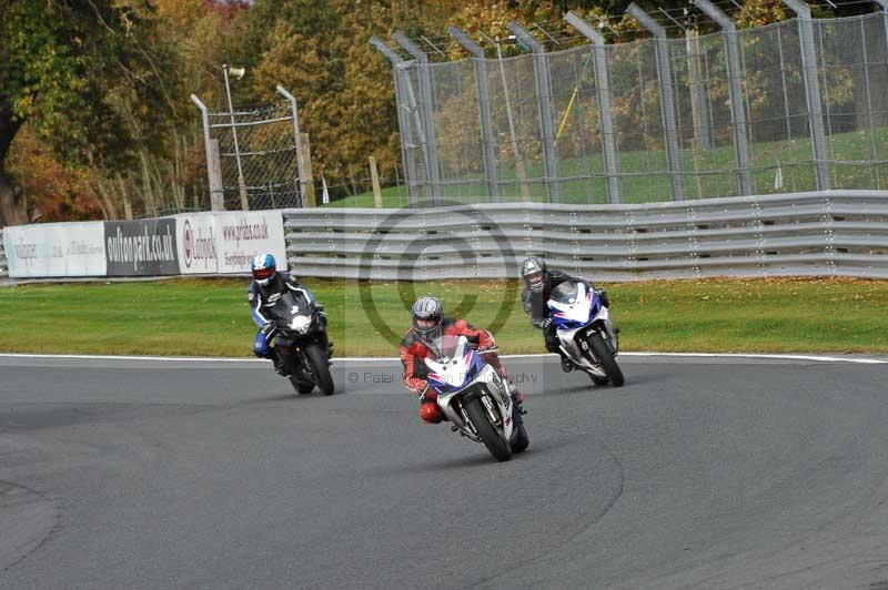 Motorcycle action photographs;Trackday digital images;event digital images;eventdigitalimages;no limits trackday;oulton park;oulton park circuit cheshire;oulton park photographs;peter wileman photography;trackday;trackday photos
