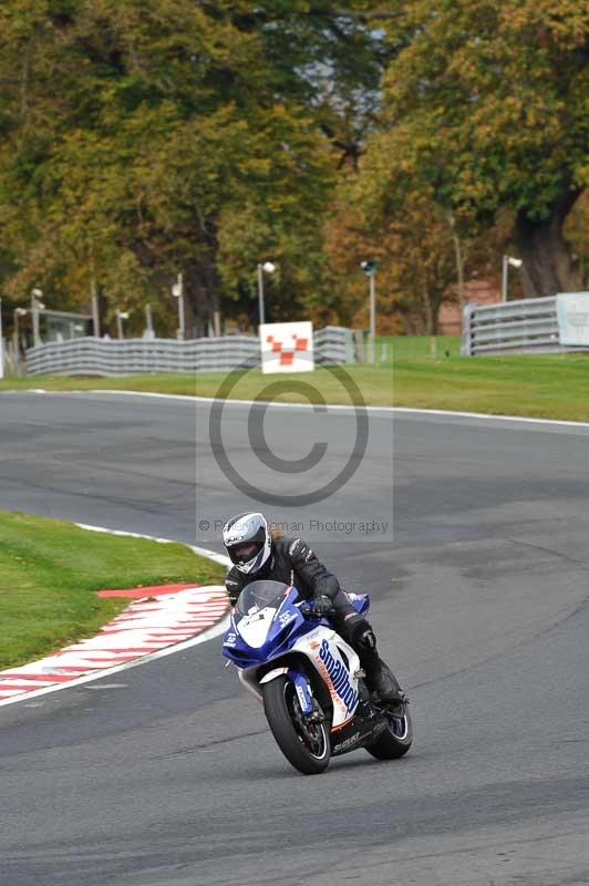 Motorcycle action photographs;Trackday digital images;event digital images;eventdigitalimages;no limits trackday;oulton park;oulton park circuit cheshire;oulton park photographs;peter wileman photography;trackday;trackday photos