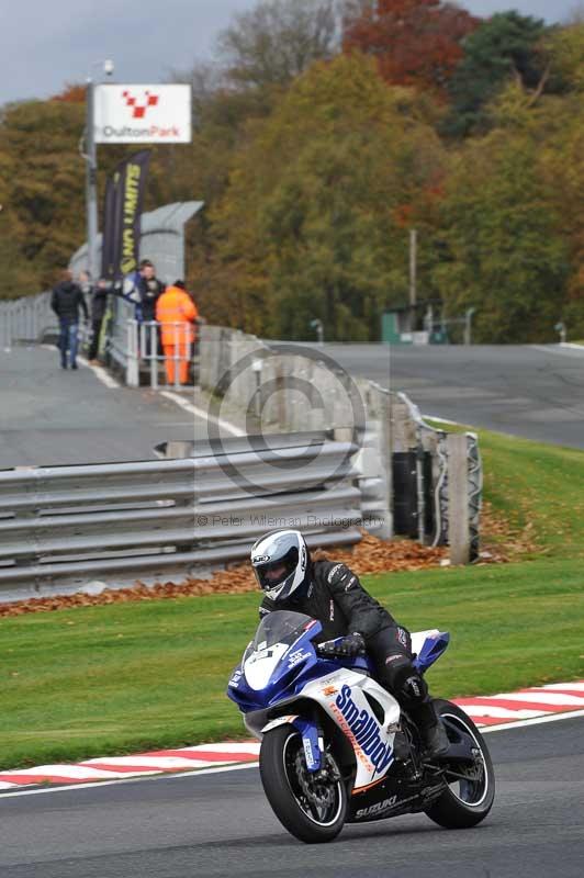 Motorcycle action photographs;Trackday digital images;event digital images;eventdigitalimages;no limits trackday;oulton park;oulton park circuit cheshire;oulton park photographs;peter wileman photography;trackday;trackday photos