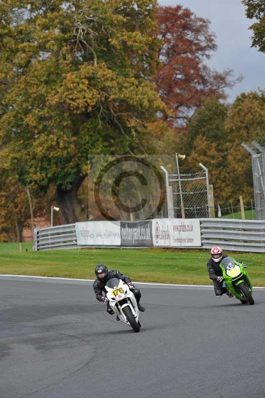 Motorcycle action photographs;Trackday digital images;event digital images;eventdigitalimages;no limits trackday;oulton park;oulton park circuit cheshire;oulton park photographs;peter wileman photography;trackday;trackday photos