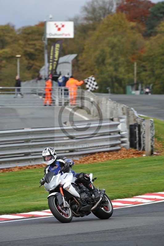 Motorcycle action photographs;Trackday digital images;event digital images;eventdigitalimages;no limits trackday;oulton park;oulton park circuit cheshire;oulton park photographs;peter wileman photography;trackday;trackday photos