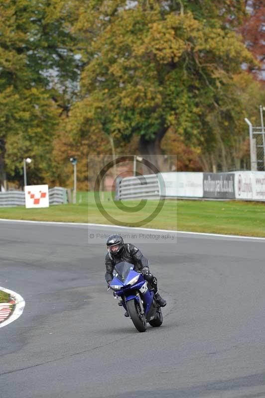 Motorcycle action photographs;Trackday digital images;event digital images;eventdigitalimages;no limits trackday;oulton park;oulton park circuit cheshire;oulton park photographs;peter wileman photography;trackday;trackday photos