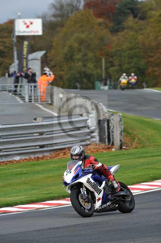 Motorcycle action photographs;Trackday digital images;event digital images;eventdigitalimages;no limits trackday;oulton park;oulton park circuit cheshire;oulton park photographs;peter wileman photography;trackday;trackday photos