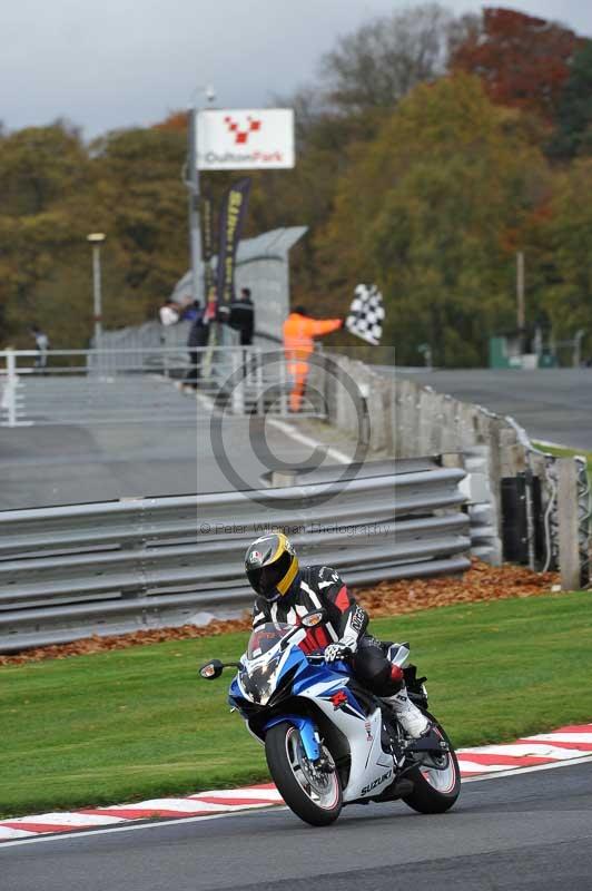 Motorcycle action photographs;Trackday digital images;event digital images;eventdigitalimages;no limits trackday;oulton park;oulton park circuit cheshire;oulton park photographs;peter wileman photography;trackday;trackday photos