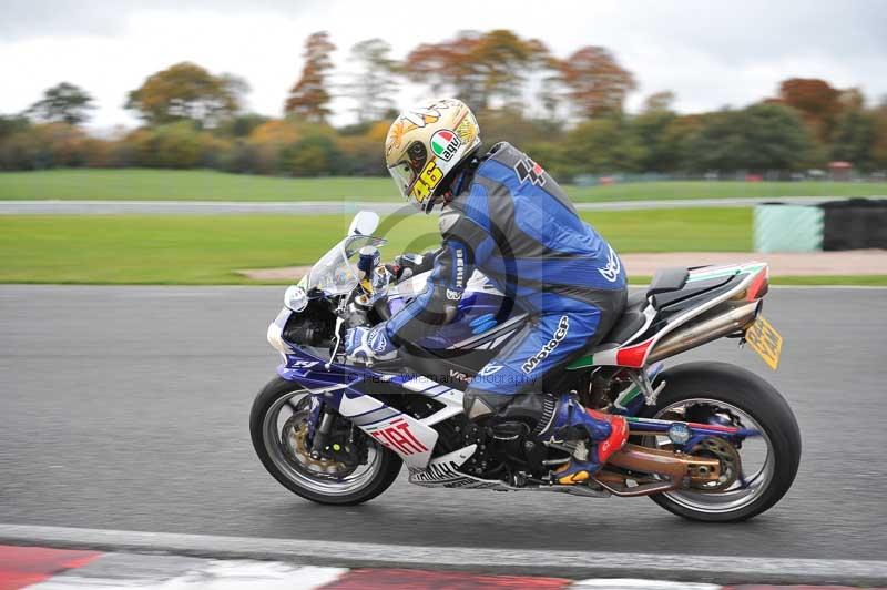 Motorcycle action photographs;Trackday digital images;event digital images;eventdigitalimages;no limits trackday;oulton park;oulton park circuit cheshire;oulton park photographs;peter wileman photography;trackday;trackday photos