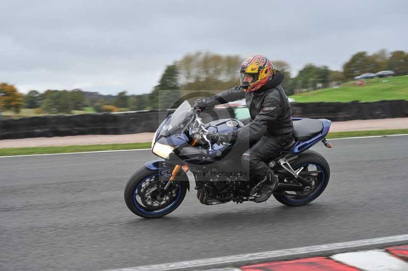Motorcycle action photographs;Trackday digital images;event digital images;eventdigitalimages;no limits trackday;oulton park;oulton park circuit cheshire;oulton park photographs;peter wileman photography;trackday;trackday photos