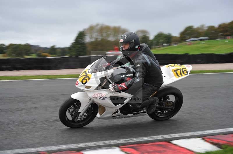 Motorcycle action photographs;Trackday digital images;event digital images;eventdigitalimages;no limits trackday;oulton park;oulton park circuit cheshire;oulton park photographs;peter wileman photography;trackday;trackday photos